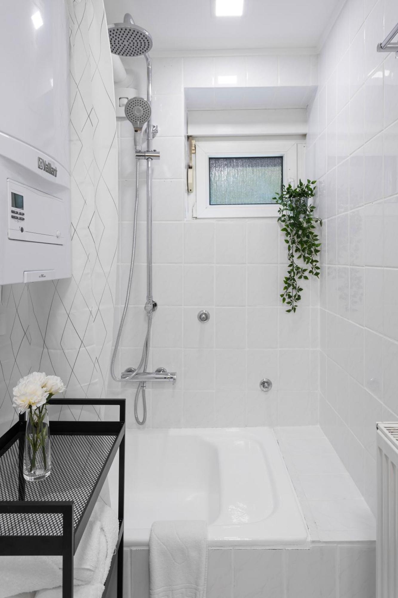 Modern Studio Near British Square زغرب المظهر الخارجي الصورة
